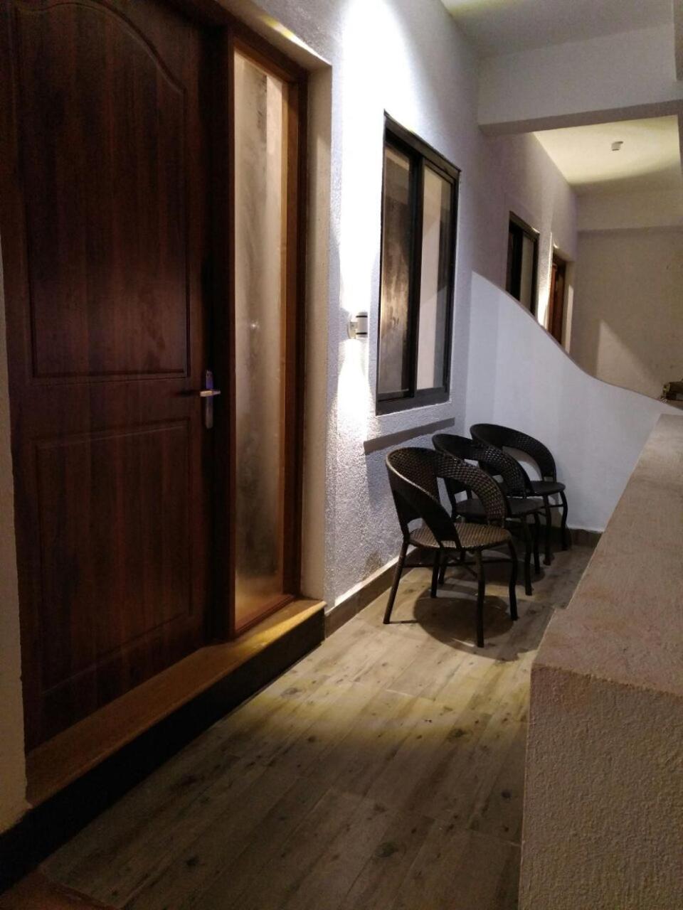 Wtf My House Hotel Baga Kültér fotó